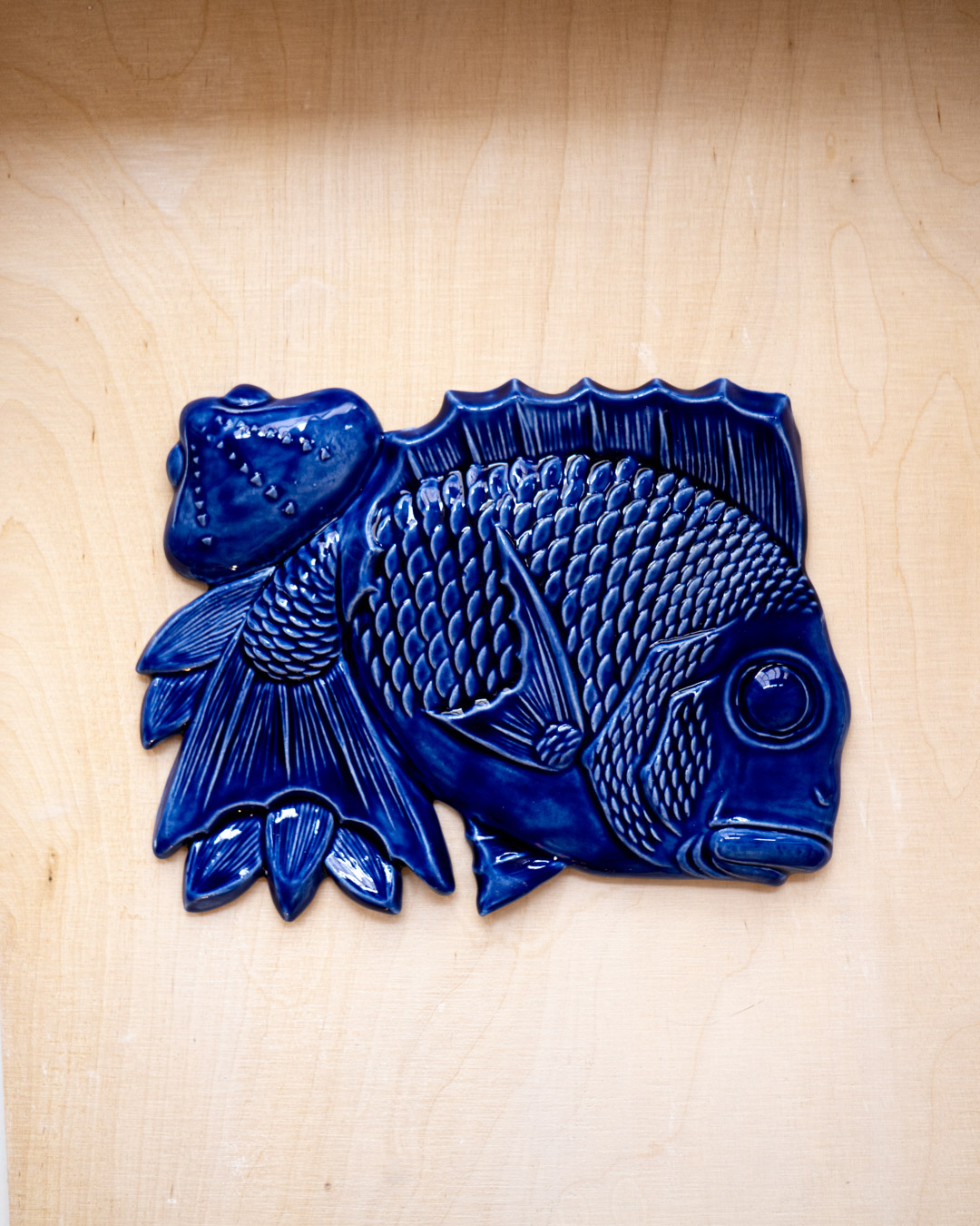 wall sculpture TAI fish with a shell and bamboo, celadon green (Kopia) - obrazek 2