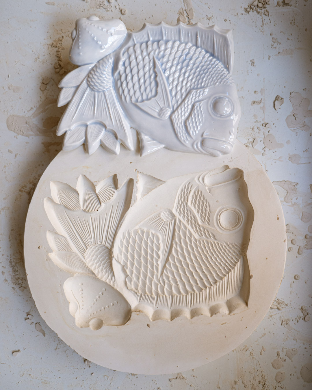 wall sculpture TAI fish with a shell and bamboo, celadon green (Kopia) (Kopia) - obrazek 5